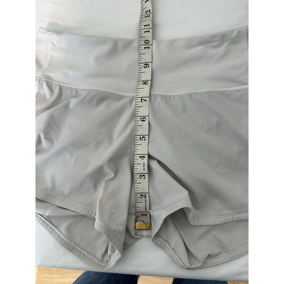 Lululemon Speed Up  Shorts Light Gray Womens Size 4 Tall Gym Yoga Running - Picture 5 of 7